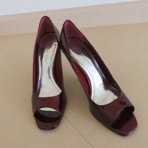 BCBGeneration leather 4 1/2 " heels/ SIZE 8.5